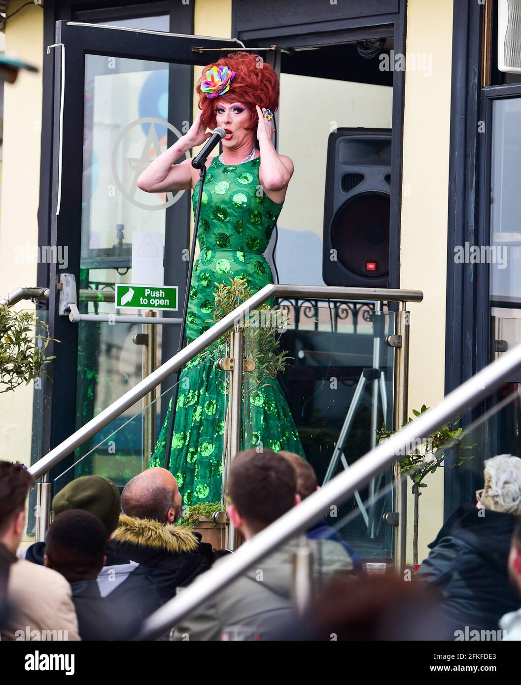 Wig Drag Queen High Resolution Stock Photography and Images Alamy