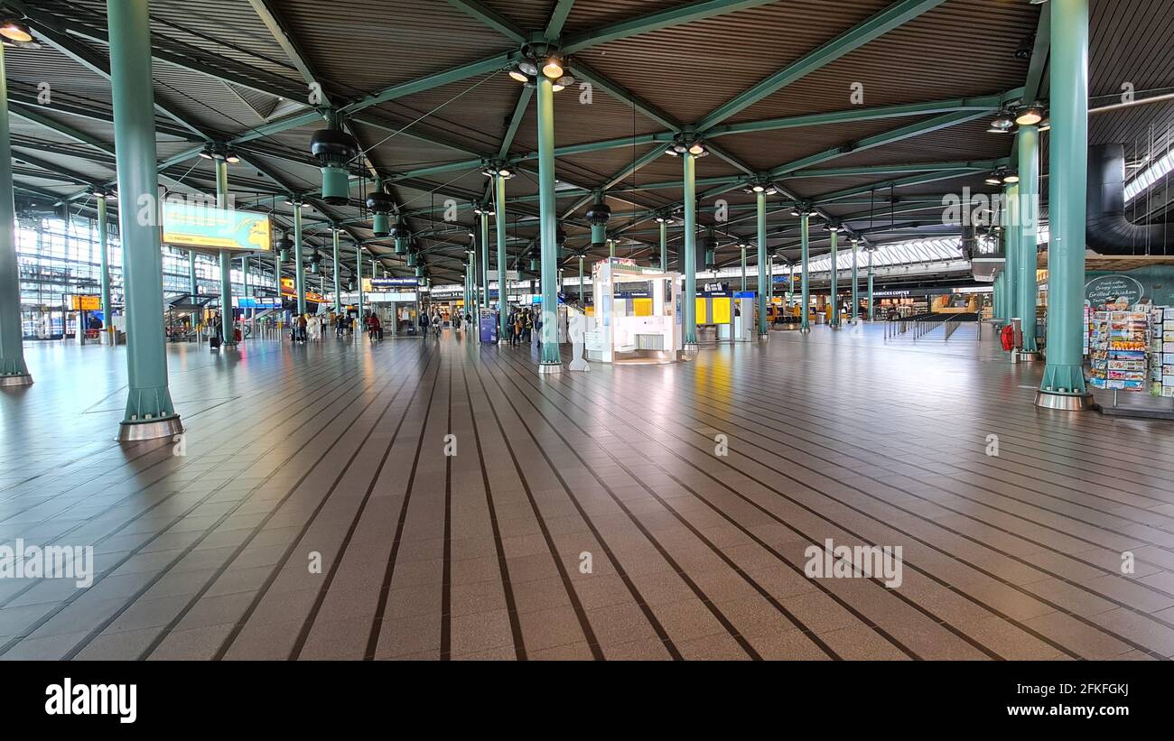 Main hall at Amsterdam Schiphol airport Stock Photo