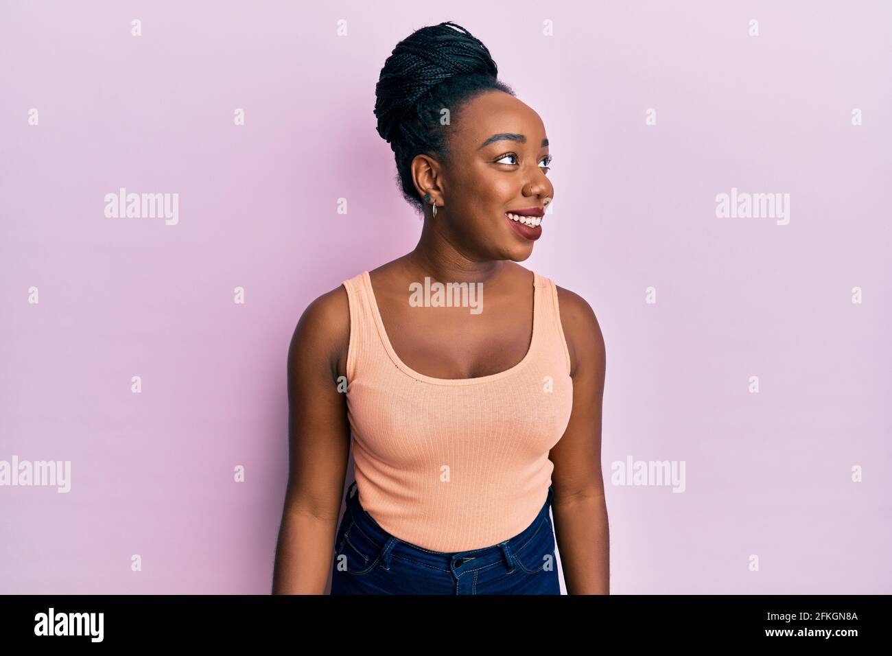 Side view girl wearing sleeveless hi-res stock photography and images -  Page 3 - Alamy