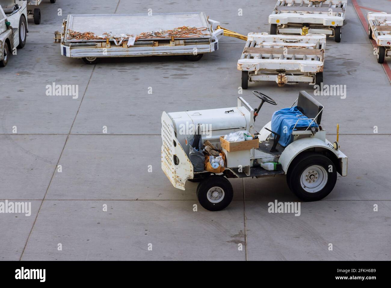 Runway trolley outlet