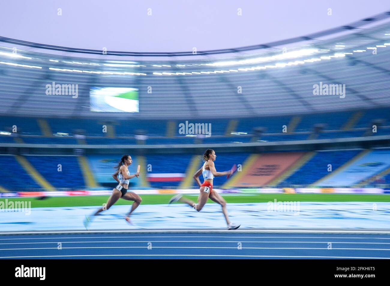 Chorzow, Polan. 1st May, 2021. Kinga Gacka (R) of Poland competes during the 4x400 meters Relay Women of the World Athletics Relays Silesia21 in Chorzow, Polan, May 1, 2021. Credit: Rafal Rusek/Xinhua/Alamy Live News Stock Photo