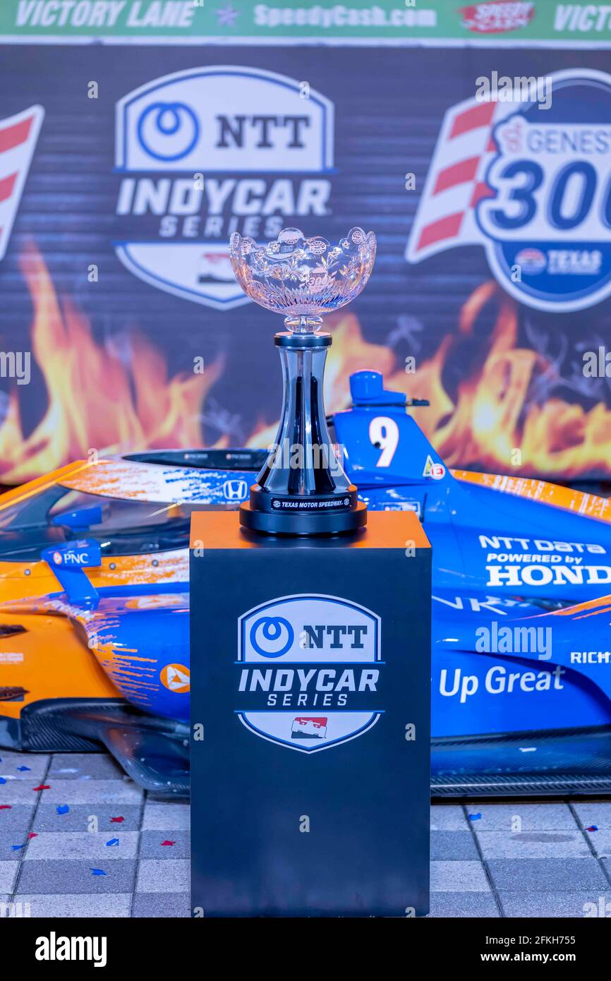 Ft. Worth, Florida, USA. 1st May, 2021. SCOTT DIXON (9) of Auckland, New Zealand wins the Genesys 300 at the Texas Motor Speedway in Ft. Worth, Florida. Credit: Walter G Arce Sr Grindstone Medi/ASP/ZUMA Wire/Alamy Live News Stock Photo