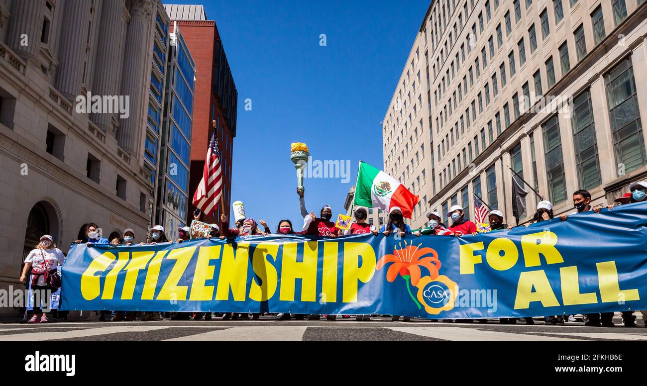 Washington, DC, United States, 1 May, 2021.  Pictured: Over a thousand people and a number of organizations demand immigration reform and citizenship for the 11 million undocumented immigrants in the US.  Credit: Allison C Bailey / Alamy Live News Stock Photo