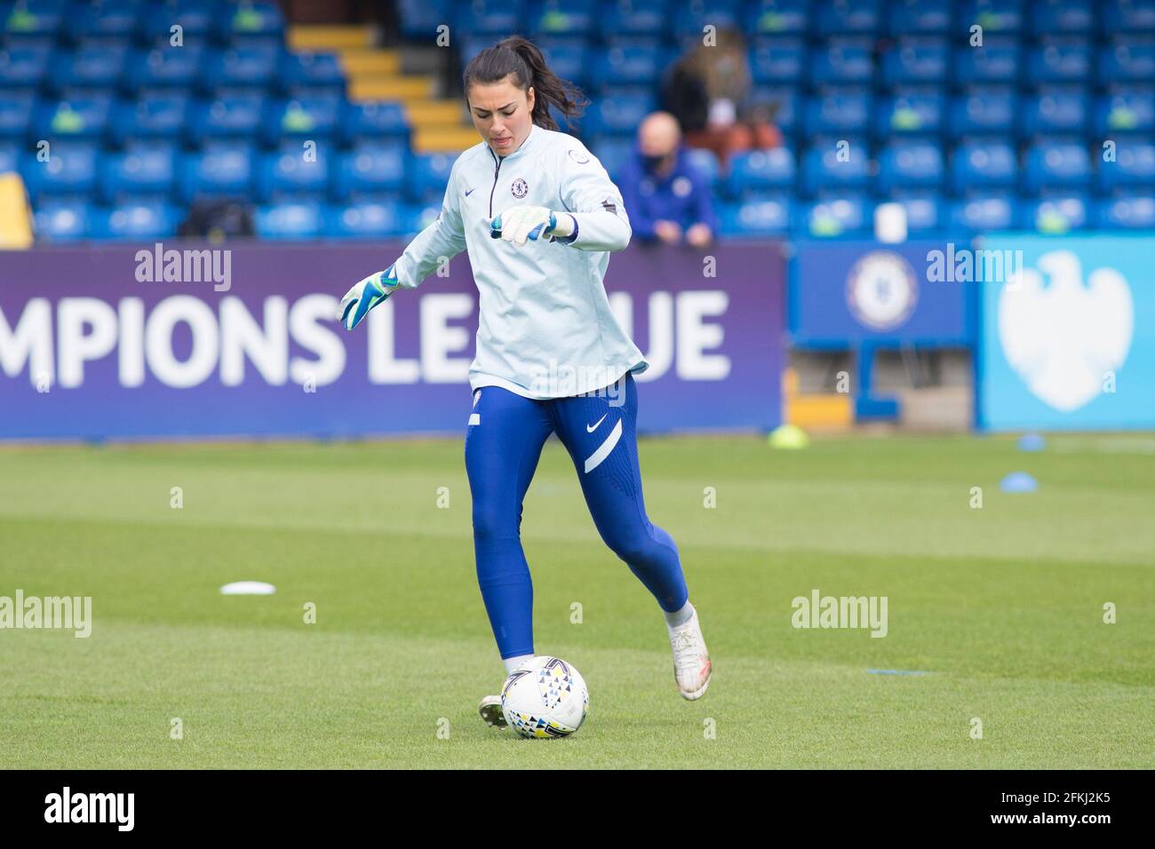 LONDON, UK. MAY 2ND : Chelsea squad warms up during the 2020-21 UEFA Women’s Champions League fixture between Chelsea FC and Bayern Munich at Kingsmeadow. Credit: Federico Guerra Morán/Alamy Live News Stock Photo