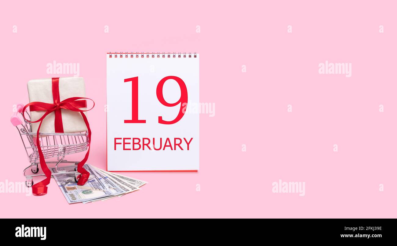 Birthday february 19 hi-res stock photography and images - Alamy
