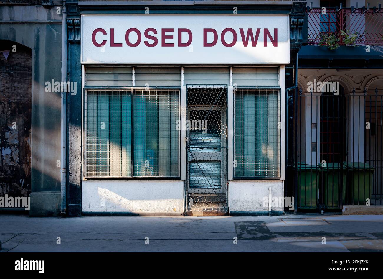Closed Down Shop Front. Concept signifying the death of the high street, shops struggling due to rising energy prices / costs. London, England, Uk Stock Photo