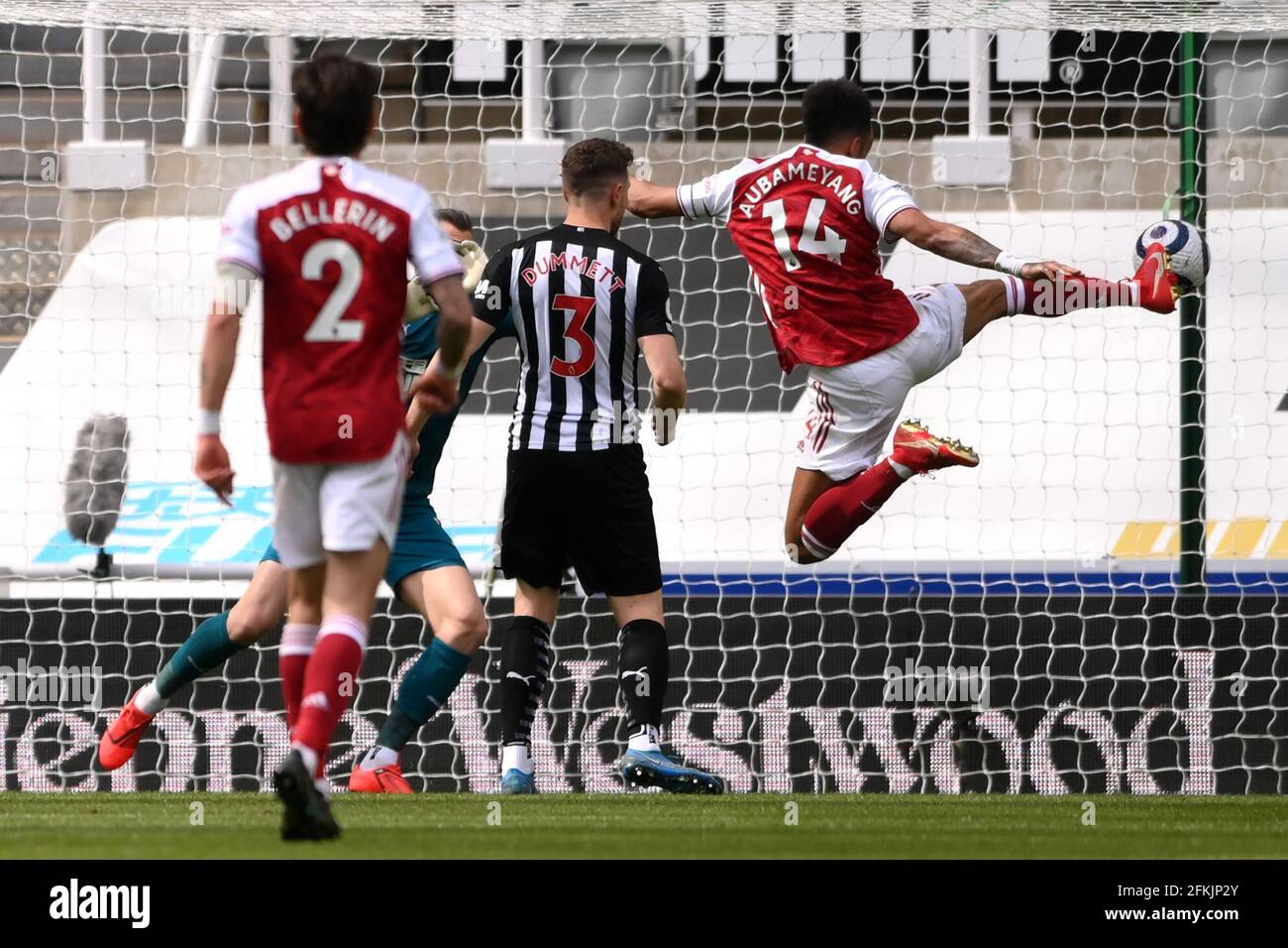 Arsenal's Pierre-Emerick Aubameyang (right) scores their side's second goal of the game during the Premier League match at St James' Park, Newcastle upon Tyne. Issue date: Sunday May 2, 2021. Stock Photo