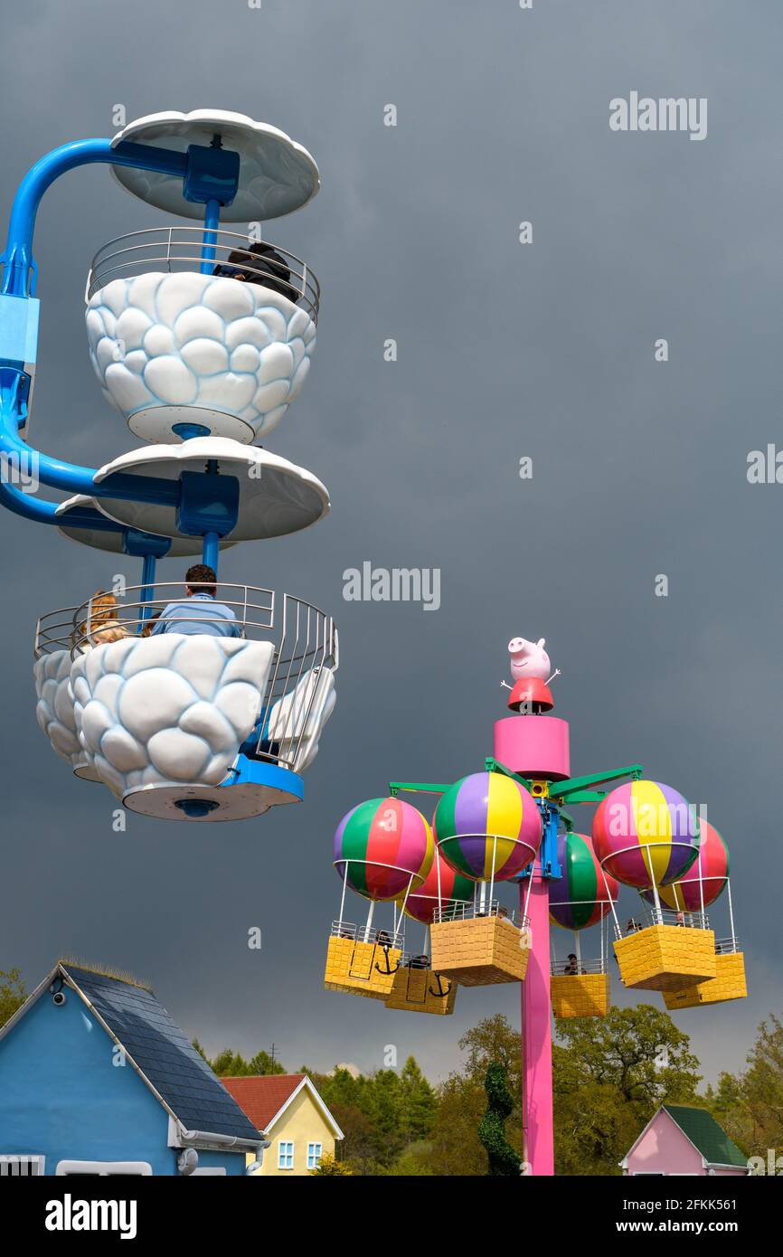 Paultons park theme park hires stock photography and images Alamy