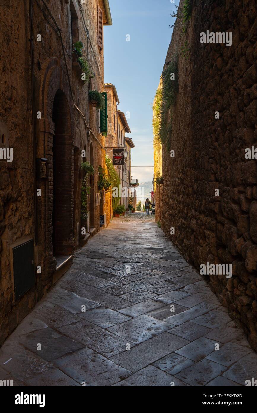 The old town and streets of the medieval period of Pienza, Italy Stock ...