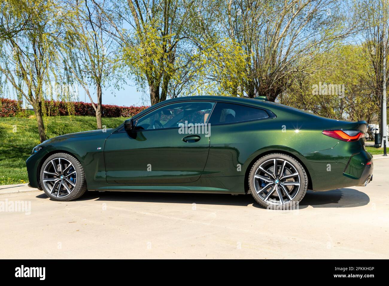 2021 bmw 4 series hi-res stock photography and images - Alamy