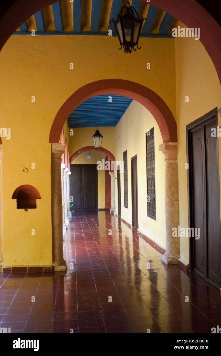 La Casa del Teniente del Rey en Campeche es una casa habitación construida en el siglo XVIII. En ella habitaba el Teniente del Rey, título de tipo dip Stock Photo