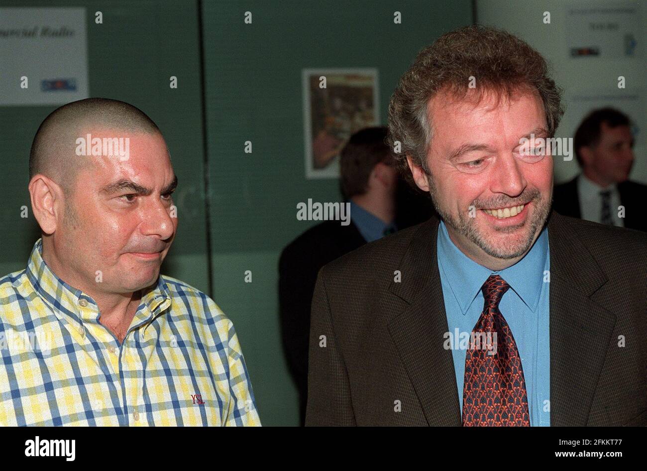 Eric Hall Football Agent October 98With tv pesenter Jeremy Beadle at LBC Radio party Stock Photo