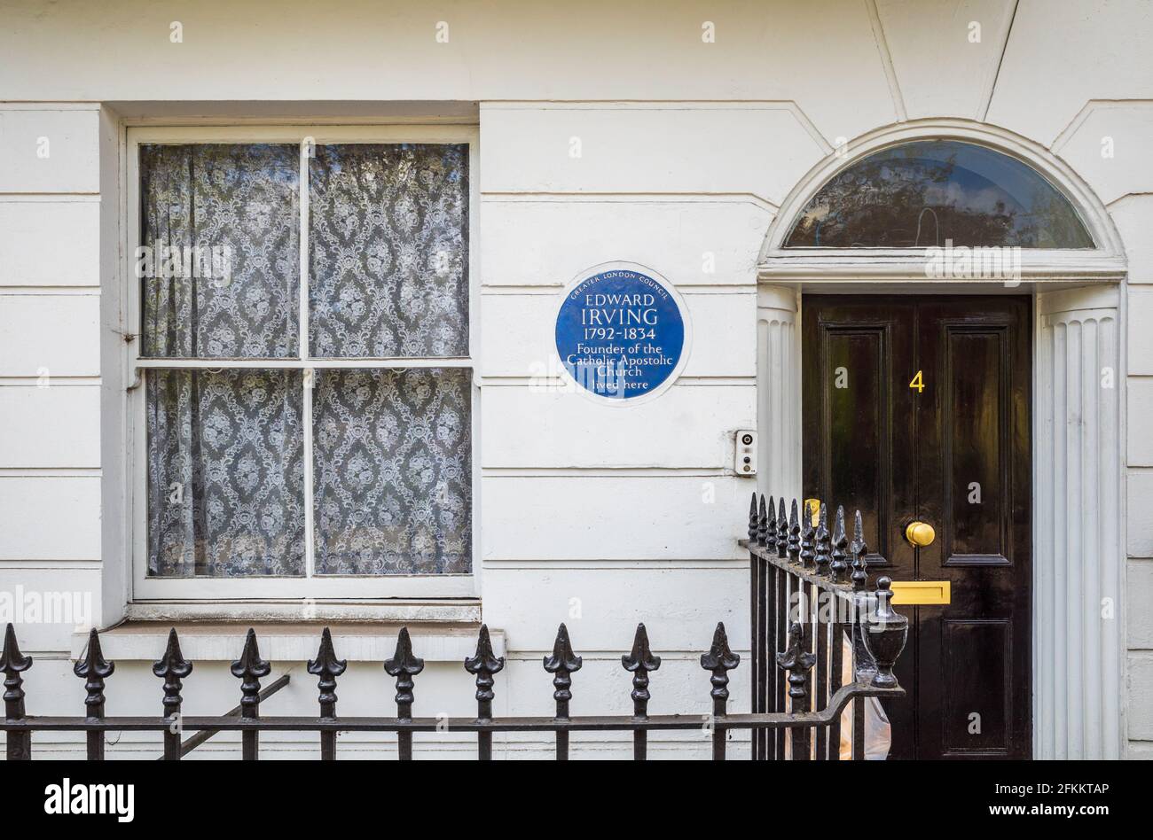 Edward Irving London Blue Plaque - Edward Irving, 1792-1834, Preacher & founder of the Catholic Apostolic Church lived at this house on 4 Claremont Sq. Stock Photo