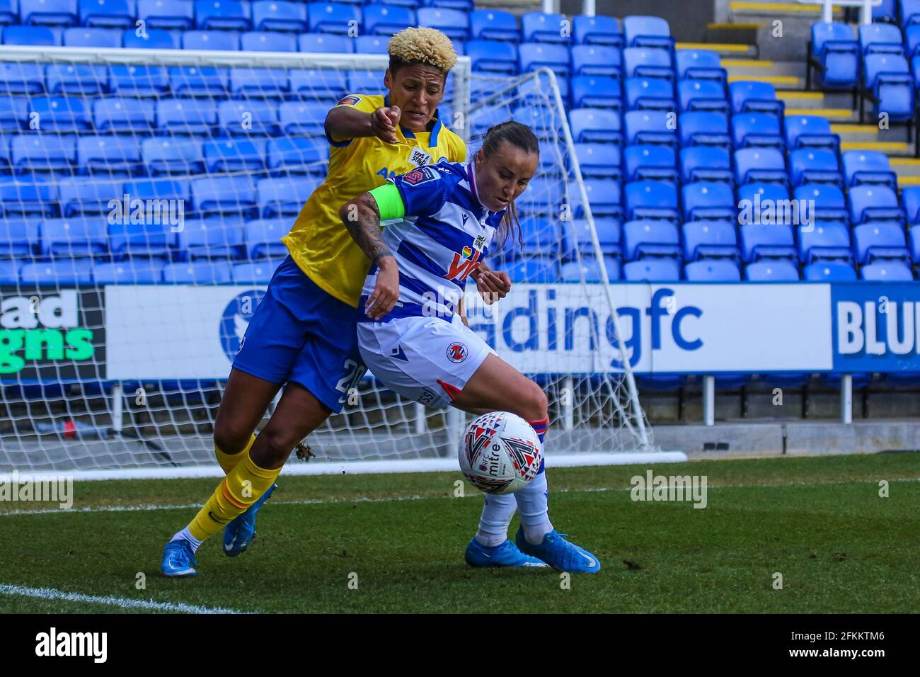 Reading, UK. 01st Dec, 2019. Victoria Williams (Brighton 20) pressures Natasha Harding (Reading 11) during the Barclays FA Womens Super League game between Reading and Brighton & Hove Albion at The Madejski Stadium in Reading. Credit: SPP Sport Press Photo. /Alamy Live News Stock Photo
