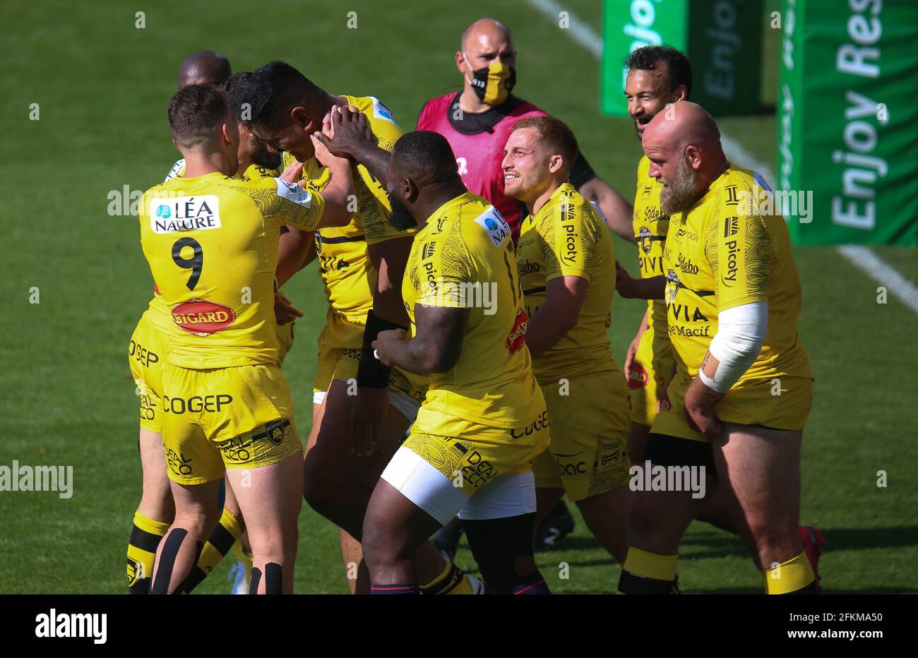 Celebration Try Will Skelton Of Stade Rochelais During The European Rugby Champions Cup Semi Final Rugby Union Match Between Stade Rochelais And Leinster Rugby On May 2 21 At Marcel Deflandre Stadium