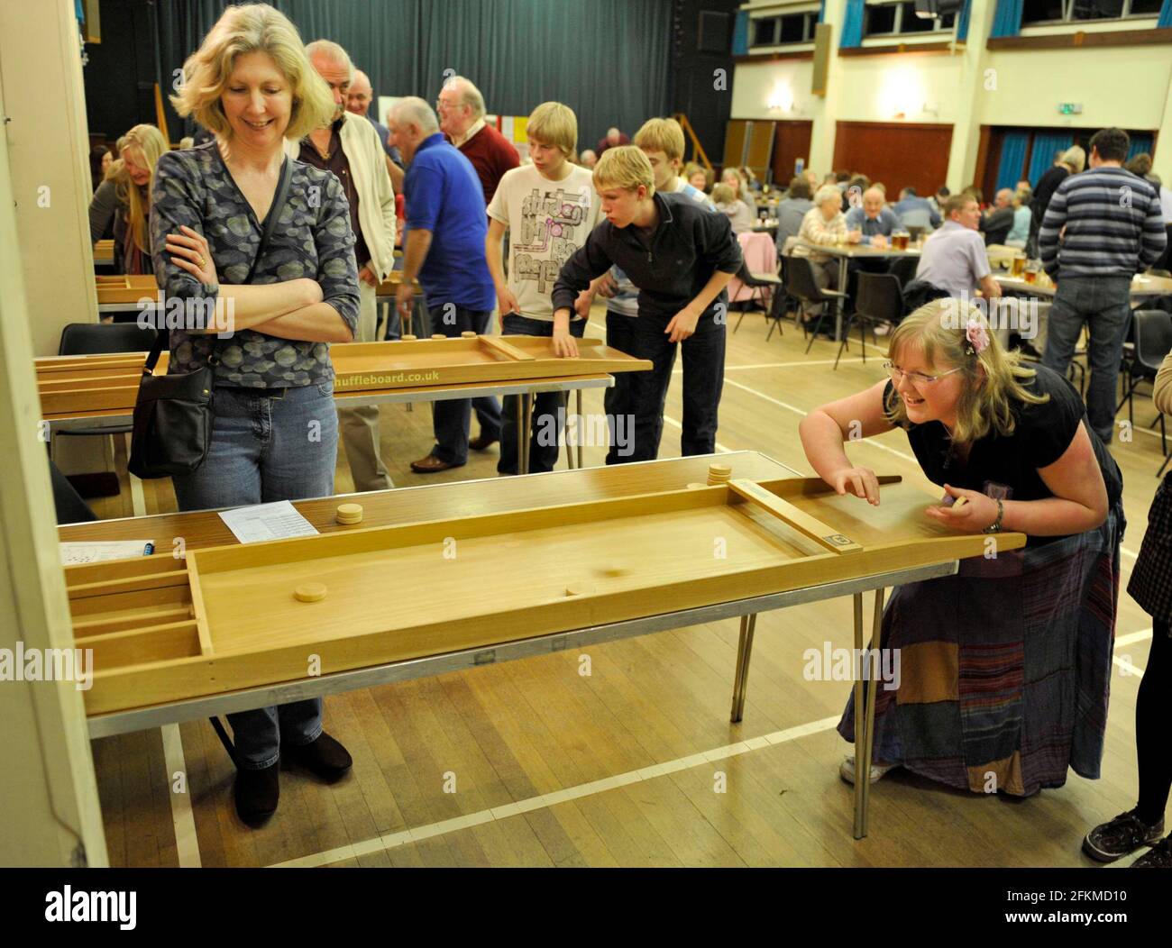 Shuffleboard Tournament'  at Henfield Village Hall, Henfield, West Sussex   7/3/2009. PICTURE DAVID ASHDOWN Stock Photo