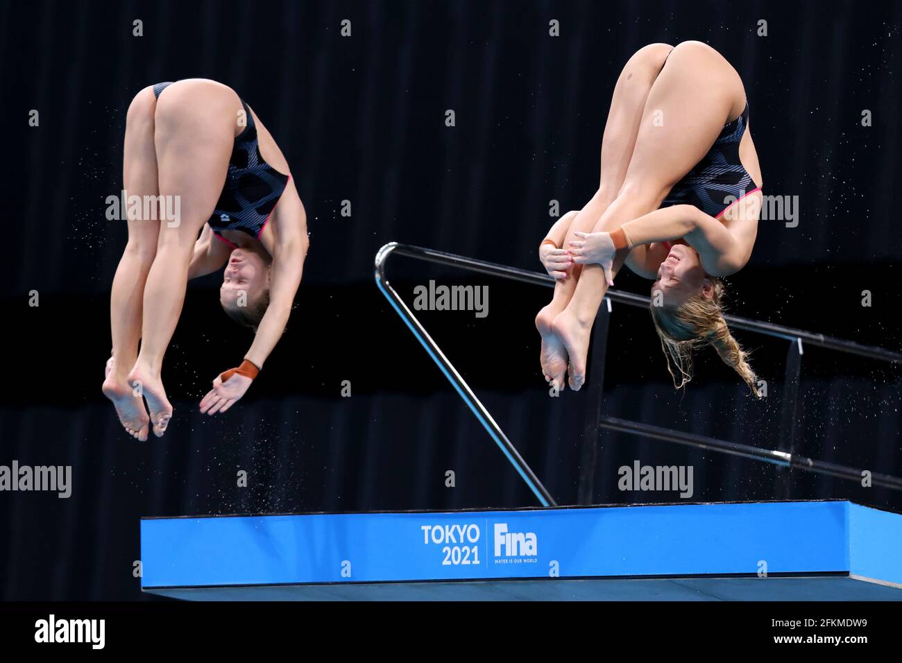 Helle tuxen hi-res stock photography and images - Alamy