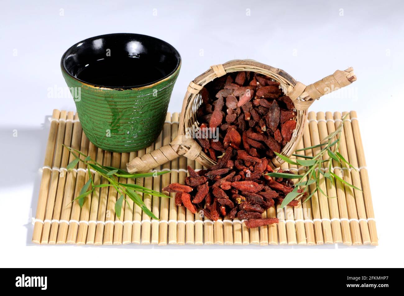 Goji berries (Lycii Fructus), tea mixture, Chinese medicine Stock Photo