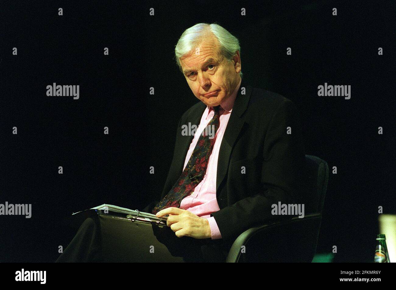 John Humphrys March 2001BBC News reader and presenter of Radio Fours Today Programme hosting a session of the British Chambers of Commerce national conference at the Queen Elizabeth Conference Centre London Stock Photo