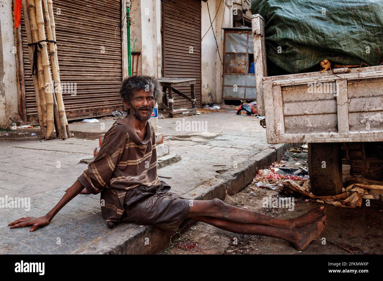 Beggar in the streets of Kolkata, West Bengal, India, Asia Stock Photo