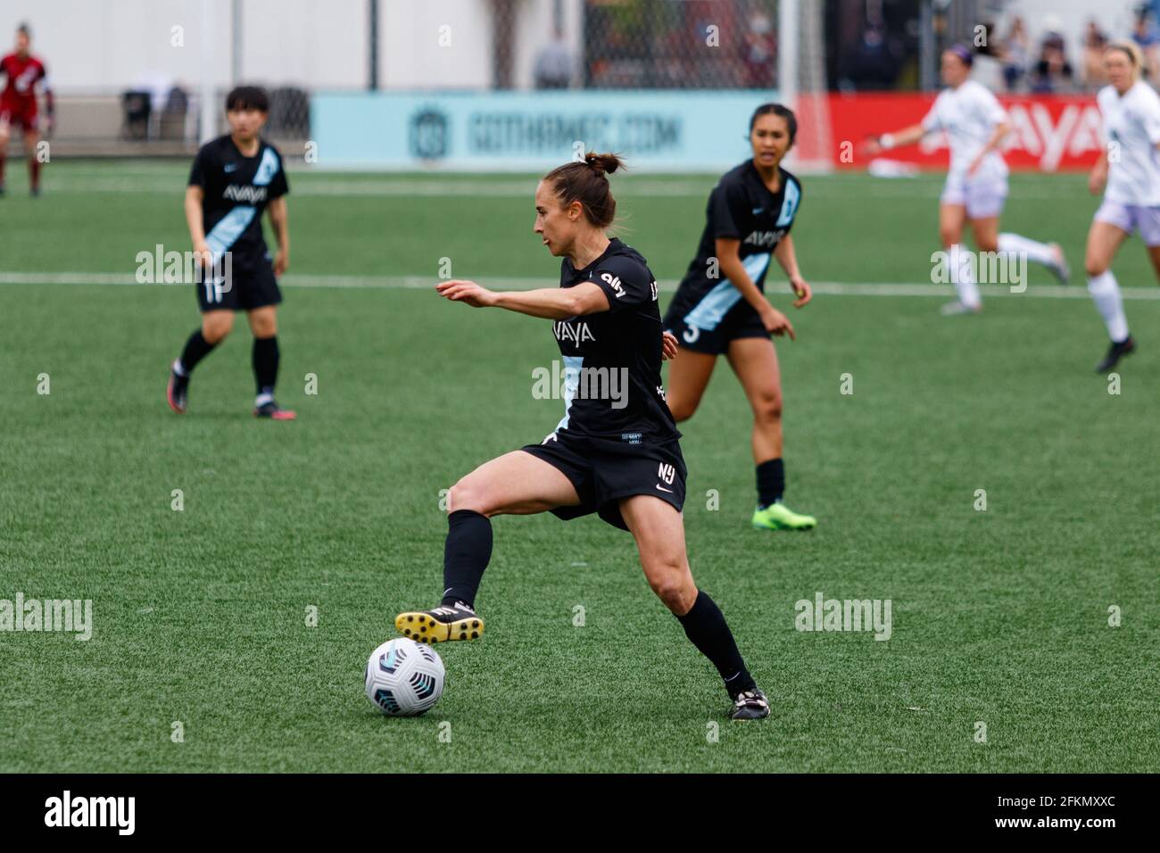 Gina Field High Resolution Stock Photography And Images Alamy