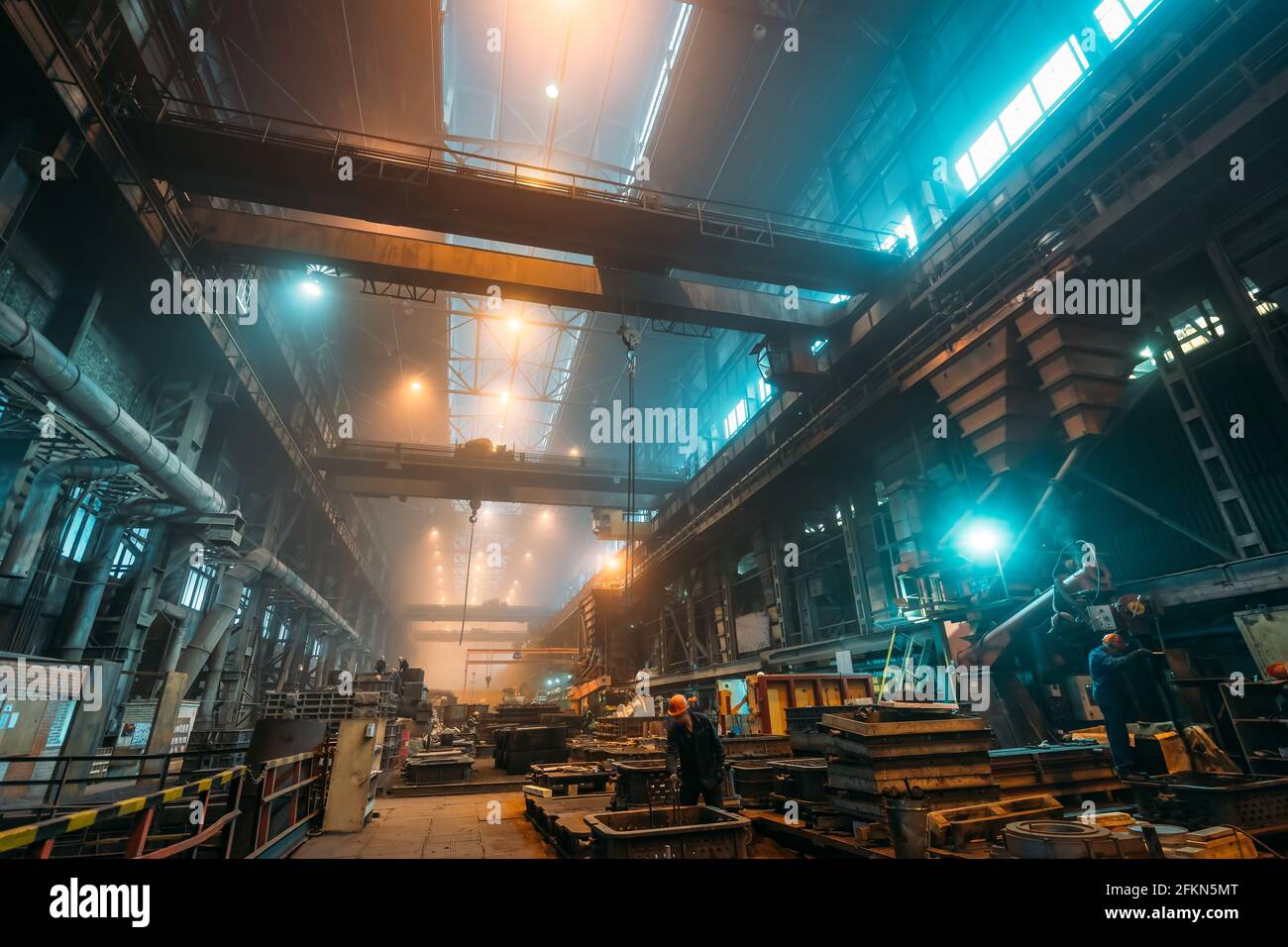 Metal casting machine hi-res stock photography and images - Alamy
