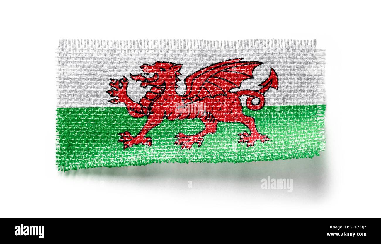 Cờ xứ Wales: Chào mừng bạn đến với hình ảnh cờ xứ Wales đầy nghệ thuật và lịch sử. Với màu đỏ, trắng và xanh, cờ này được coi là biểu tượng đại diện cho quê hương của những con rồng. Cùng chúng tôi tìm hiểu thêm về truyền thống và văn hoá đặc sắc của xứ Wales qua hình ảnh này.