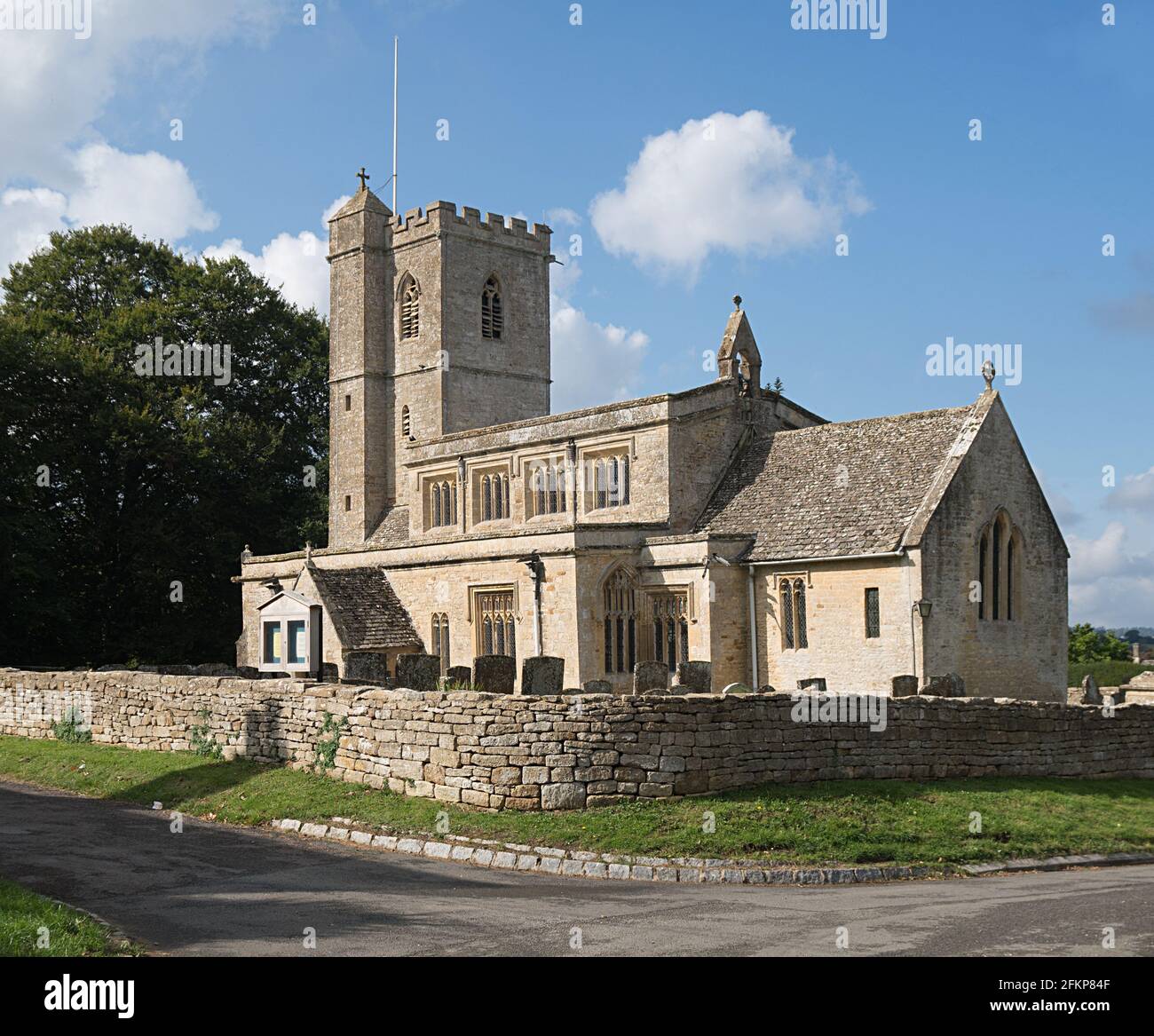 Church of St Leonard, Bledington, Gloucestershire Stock Photo