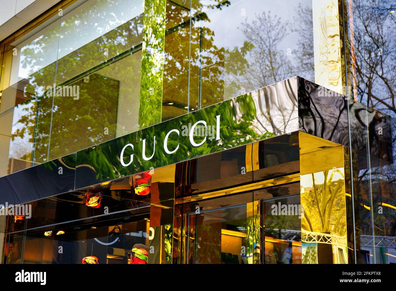 Exterior of the Italian designer store Gucci on Königsallee in Düsseldorf.  Königsallee is Düsseldorf's luxury shopping boulevard Stock Photo - Alamy