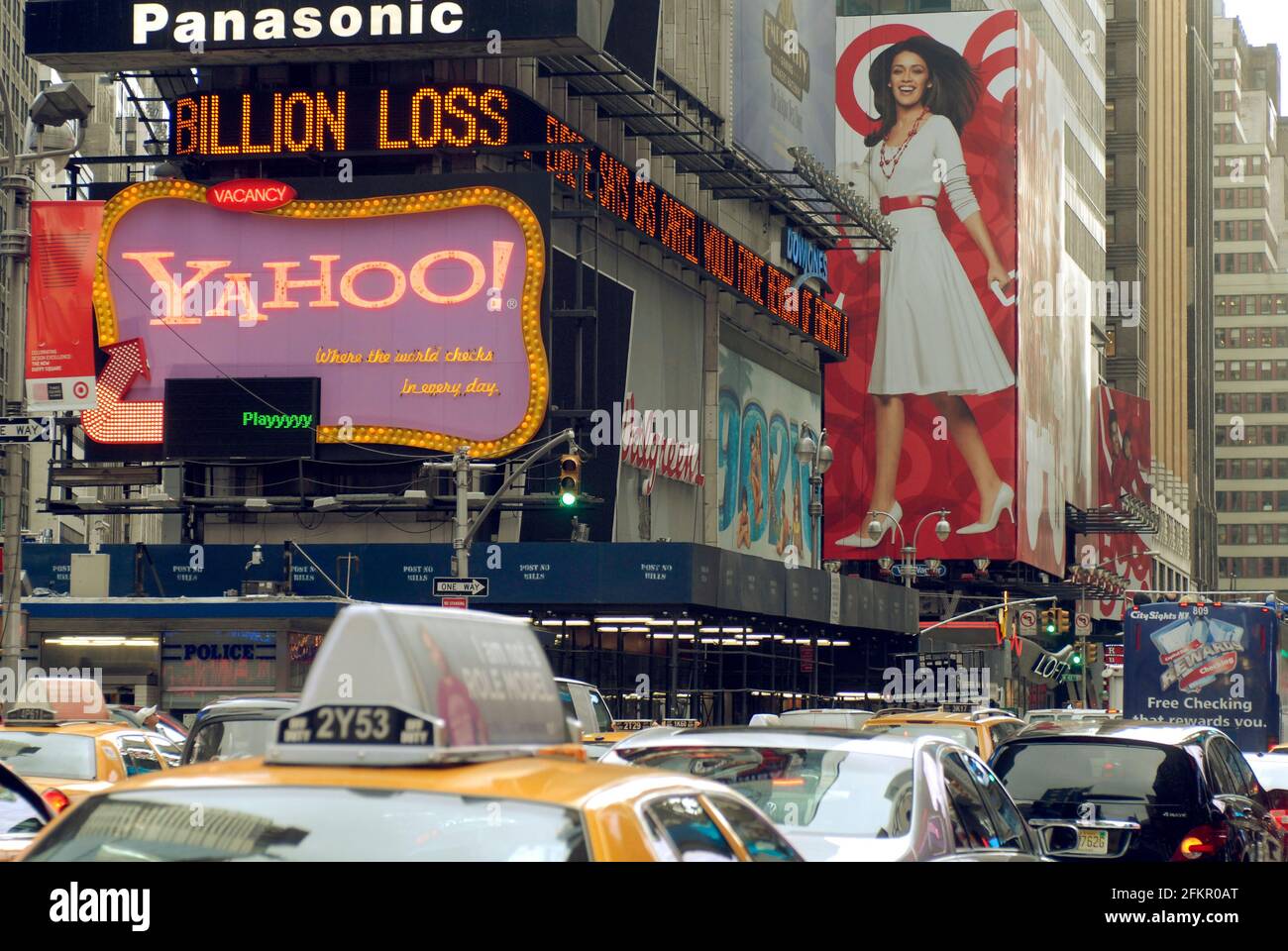 https www alamy com new york usa 22nd oct 2008 a sign advertising yahoo in times square in new york on wednesday october 22 2008 yahoo announced that it will cut at least 1500 jobs to trim costs photo by richard b levine credit sipa usaalamy live news image425232496 html
