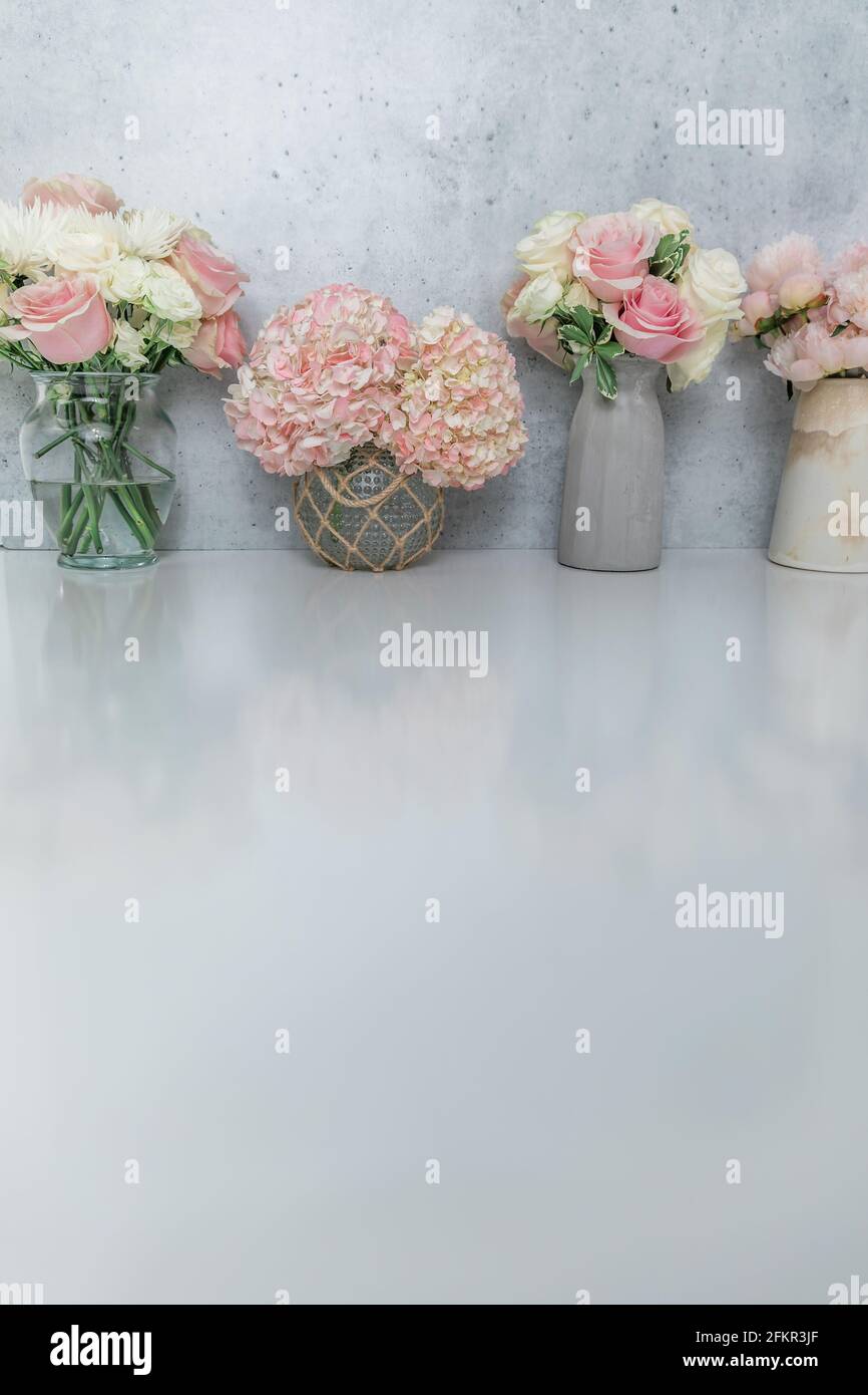 Arrangement bouquets hires stock photography and images Alamy