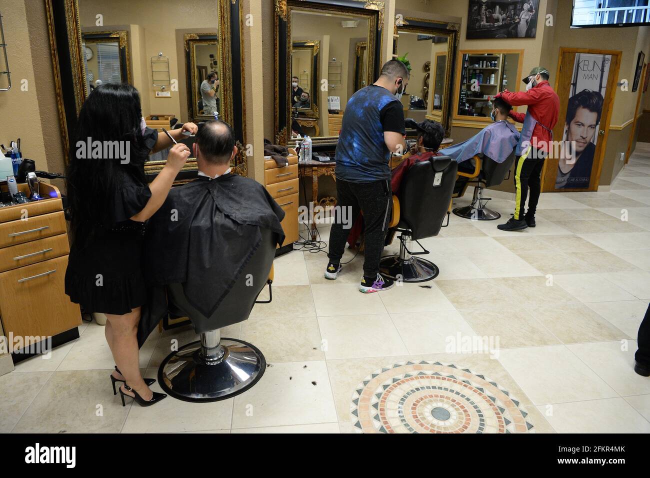 Barber Shops High Resolution Stock Photography And Images Alamy
