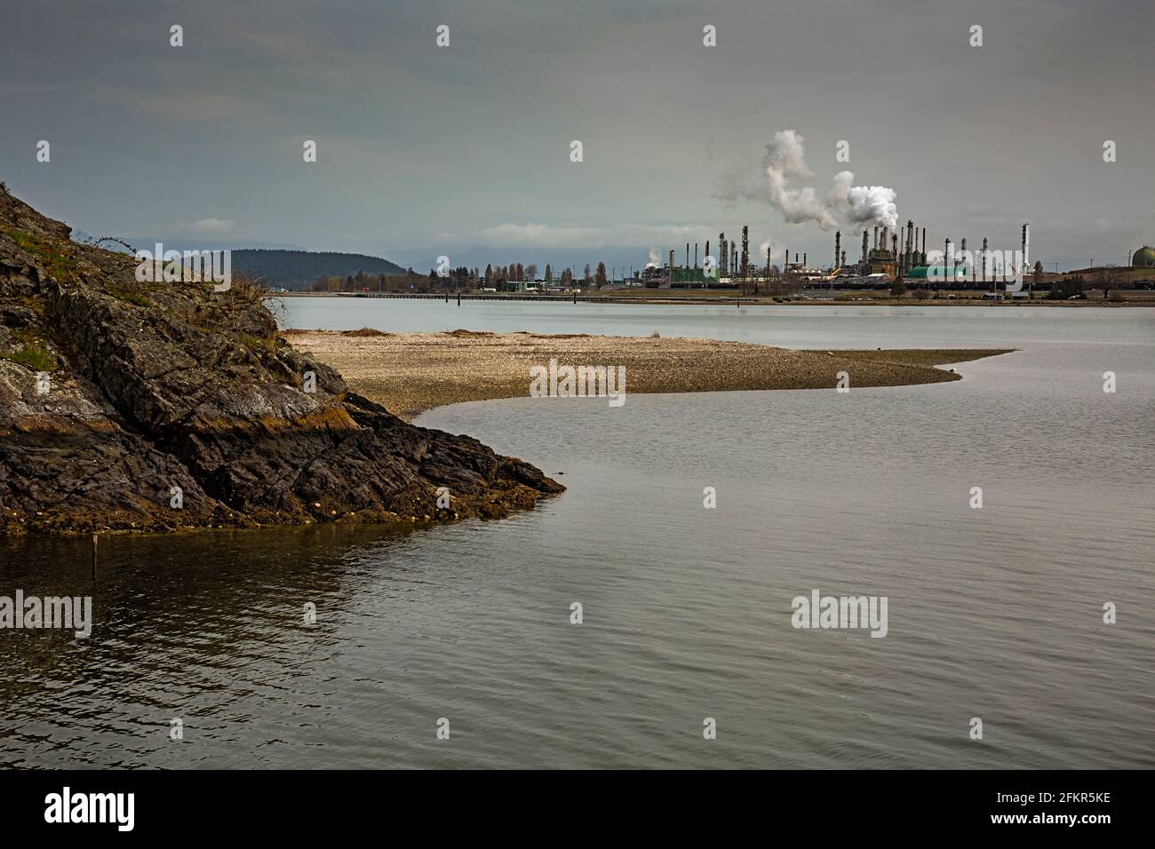 Marathon oil refinery anacortes hires stock photography and images Alamy