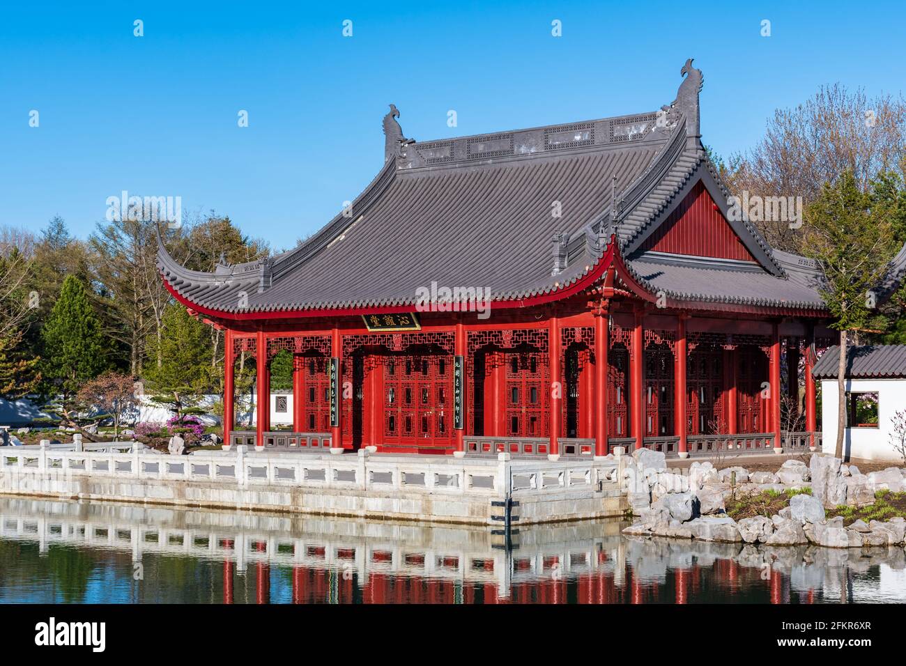 Beautiful view of a traditional chinese pavilion within the botanical garden Stock Photo