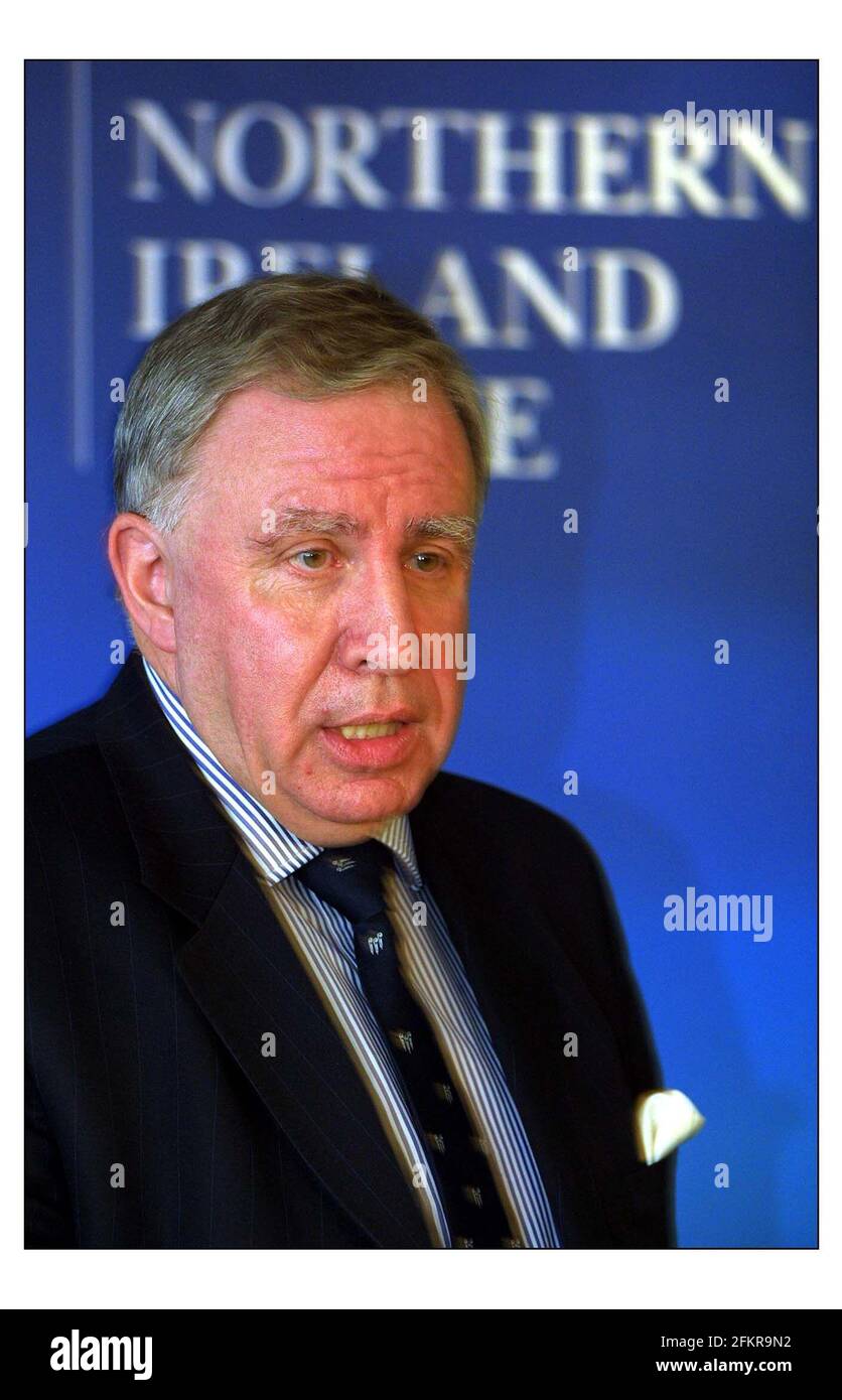 Paul Murphy the new Sec of State for N Ireland at a brief press conf today at on 11 Millbank, London.pic David Sandison 24/10/2002 Stock Photo