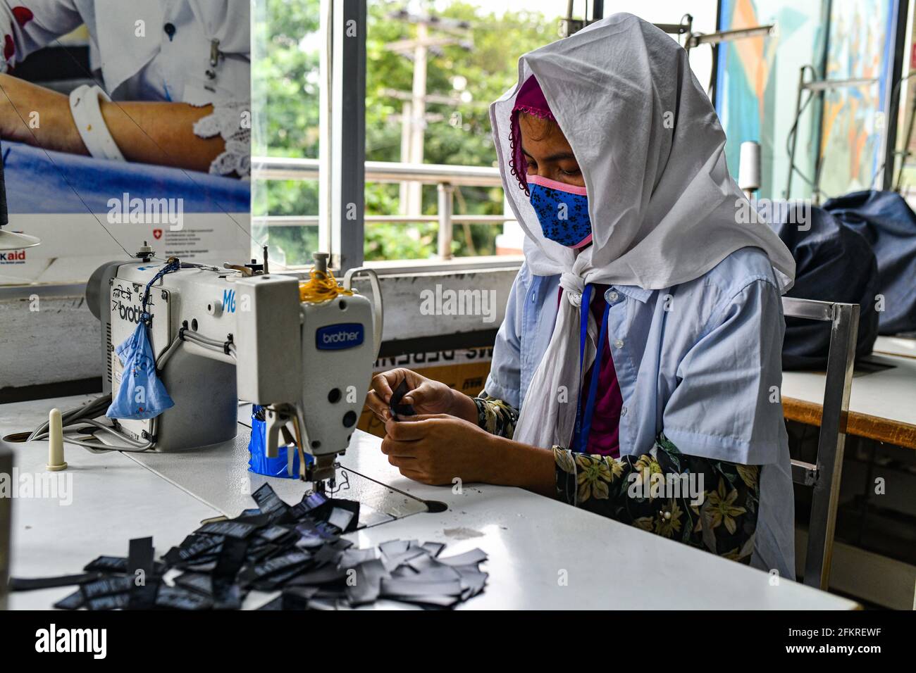 Garments bangladesh working hires stock photography and images Alamy