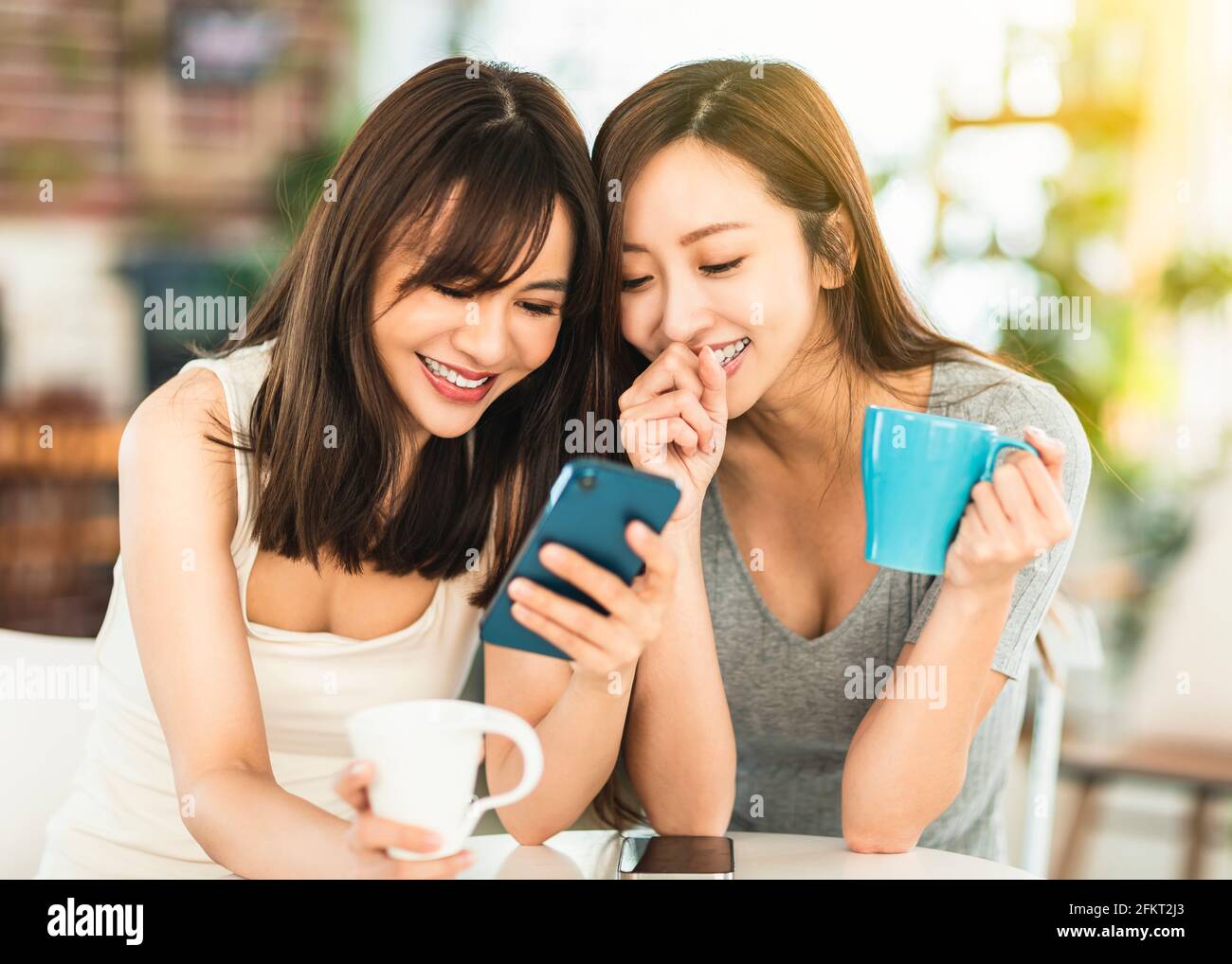 Smart women and coffee hi-res stock photography and images - Alamy