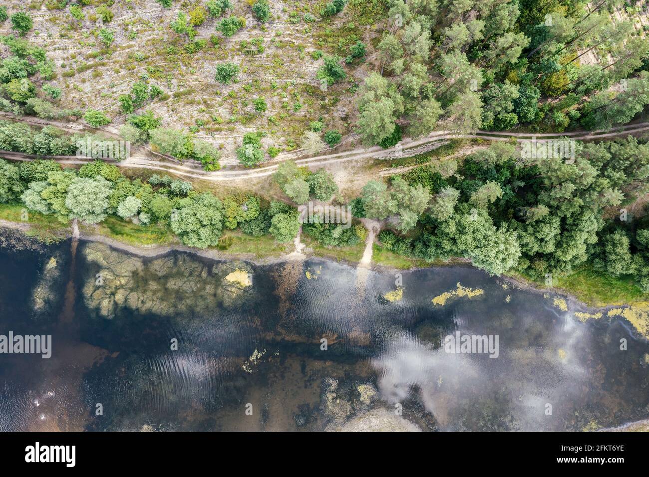 Green blue reflection landscape hi-res stock photography and images - Alamy