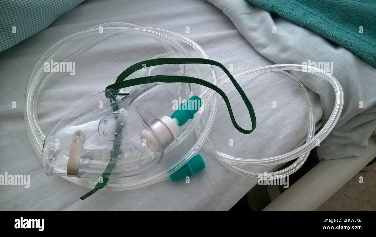 Resuscitation oxygen mask with tubing for adult Stock Photo Alamy