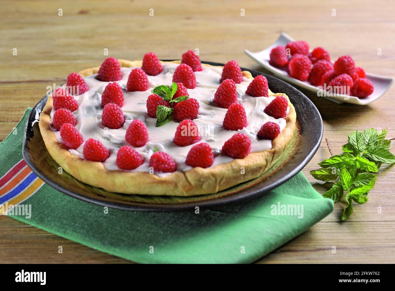 Iced Raspberry Tart Raspberry ice cream dessert hi-res stock photography and images - Alamy