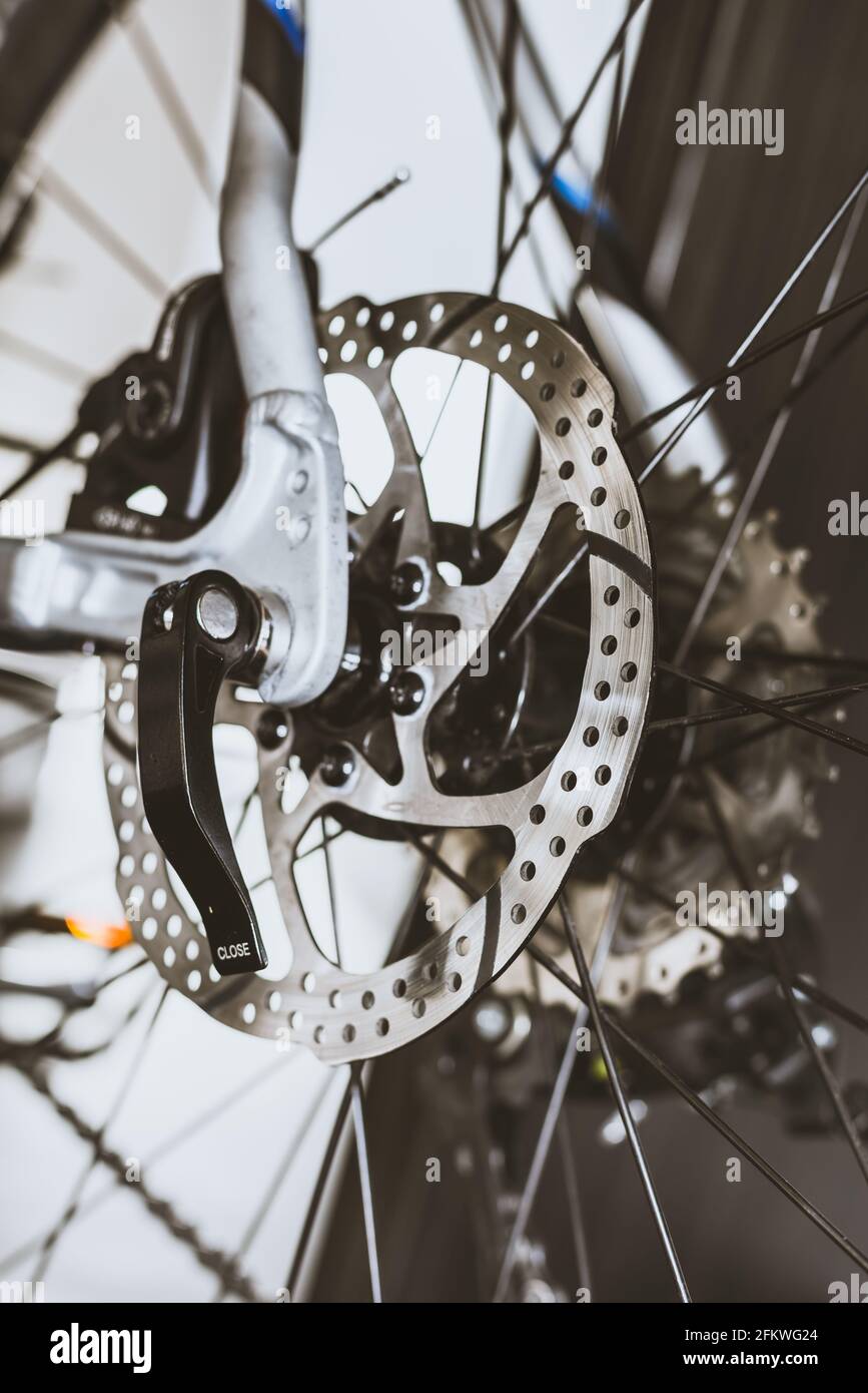 Mechanical disc brakes Road bicycle Stock Photo Alamy