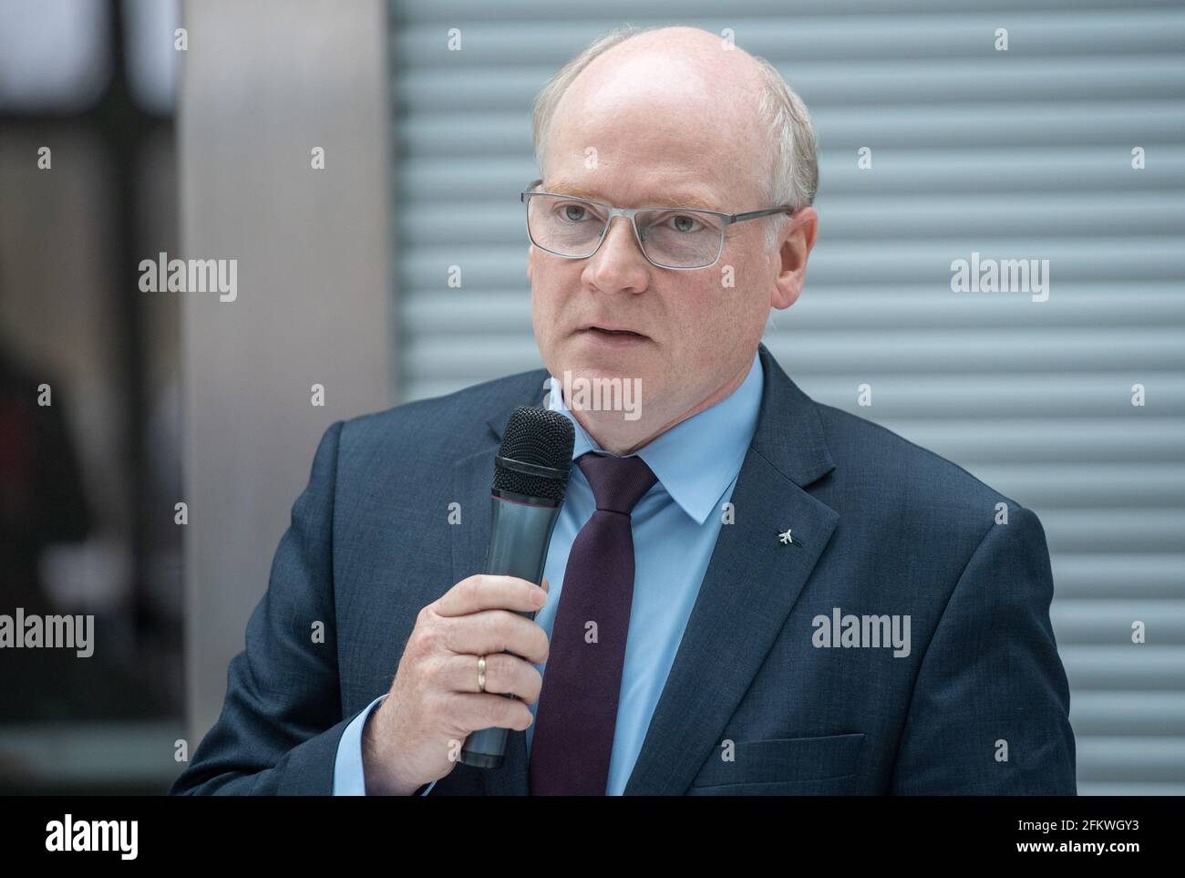 Gerry woop hires stock photography and images Alamy