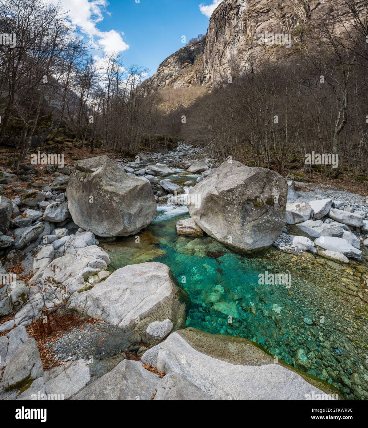 cristall clear water of mountain creek Calnègia in Valle Bavona, Ticino Stock Photo