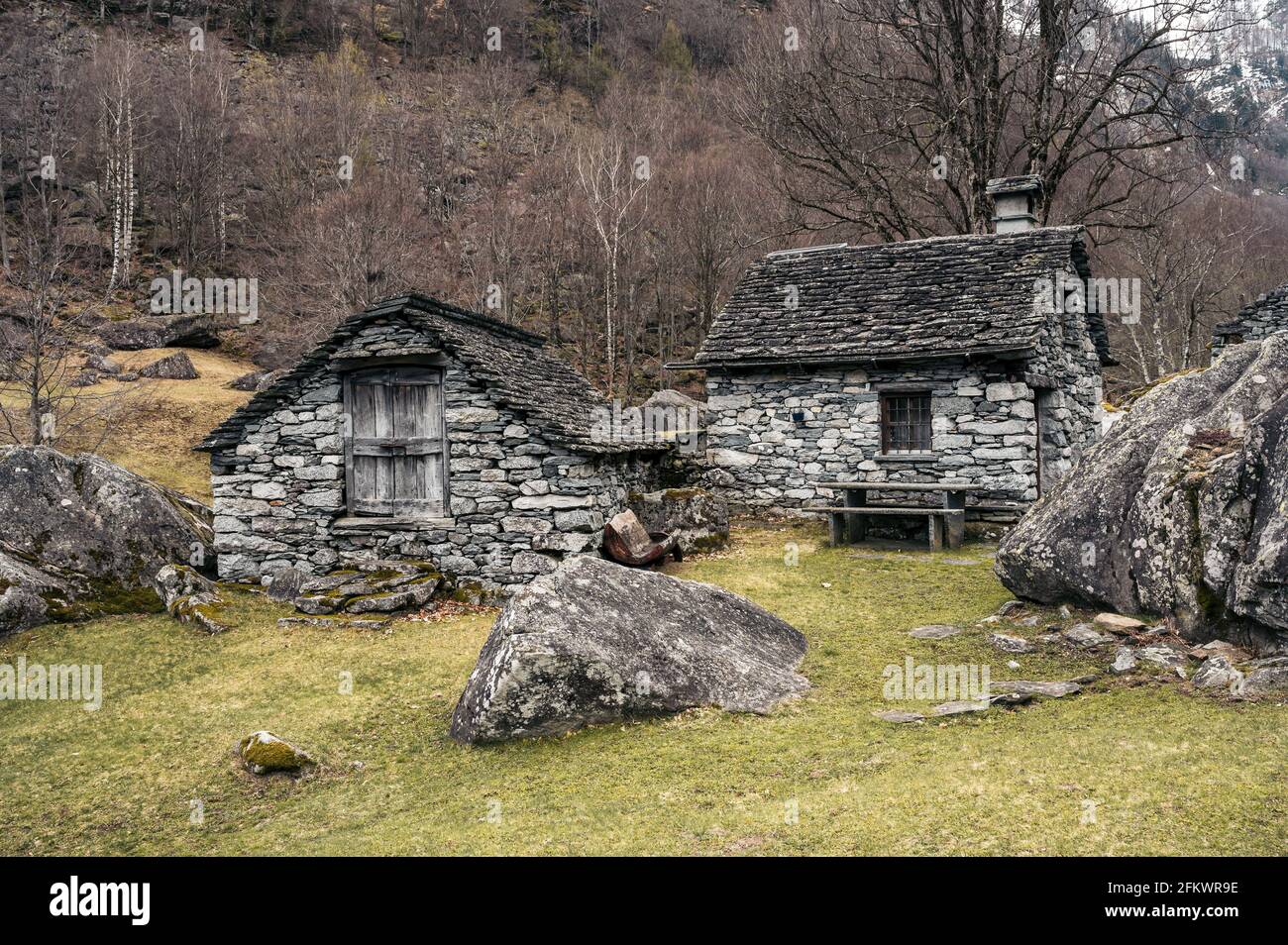 rustico stone houses in Puntid, Valle Bavona, Ticino Stock Photo
