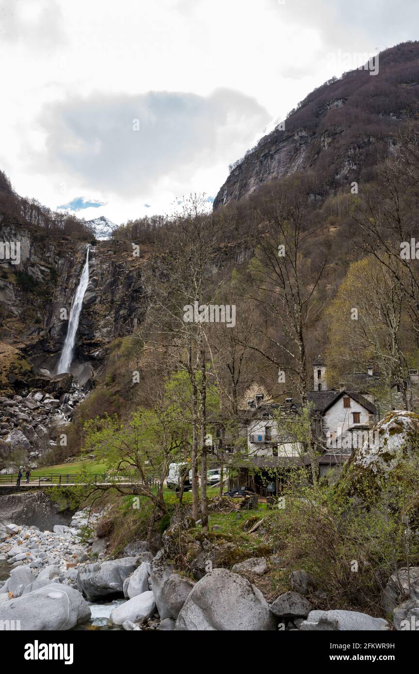 picturesque town of Foroglio with the impressive waterfall in spring, Valle di Bavona, Ticino Stock Photo