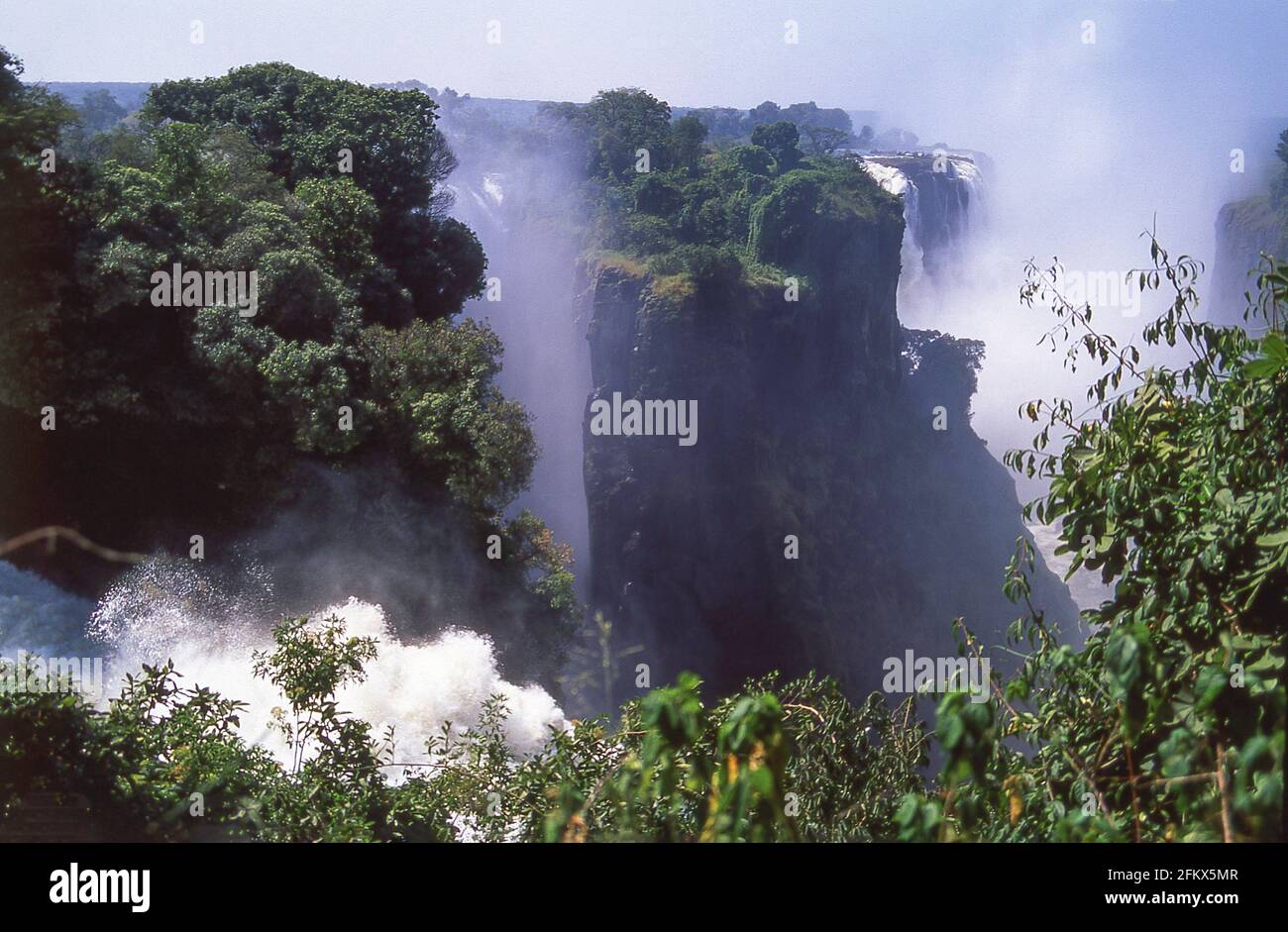 Victoria Falls (Mosi-oa-Tunya), Victoria Falls, Matabeleland, Zimbabwe Stock Photo