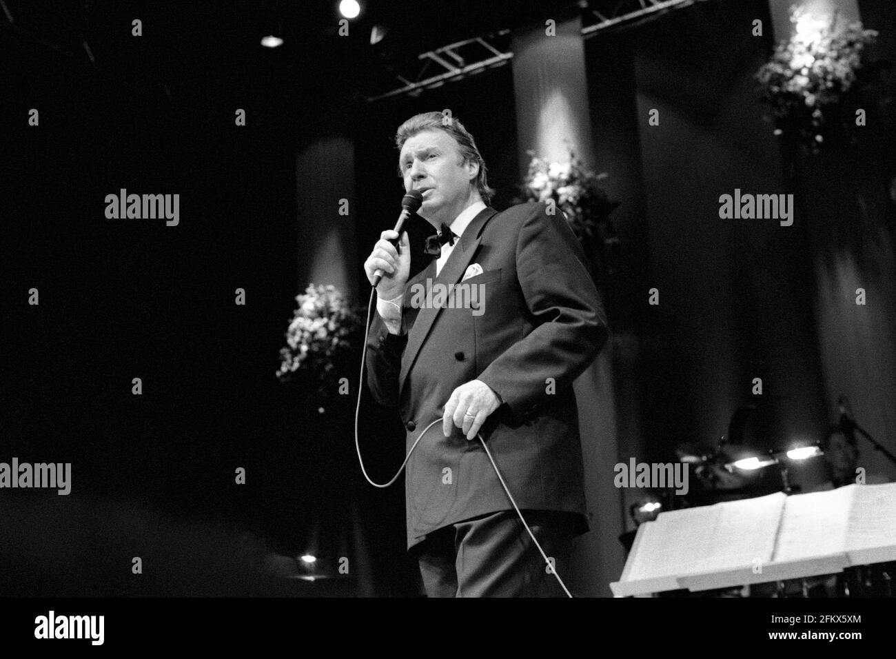 Peter Alexander Pop Singer, Archive Picture May 1991 Stock Photo Alamy