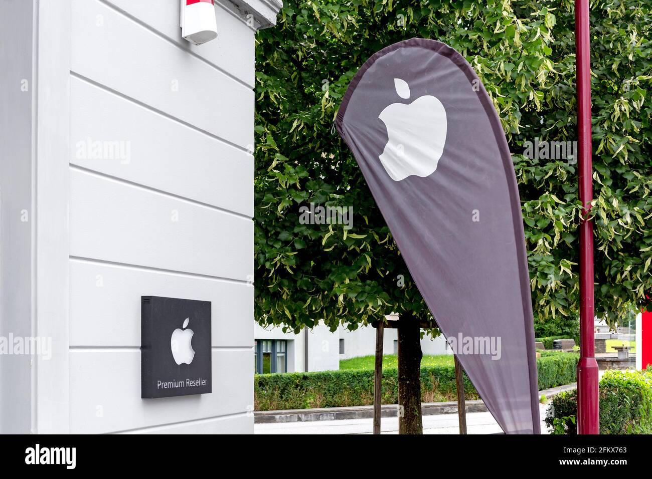 Apple Store, Premium Reseller Stock Photo
