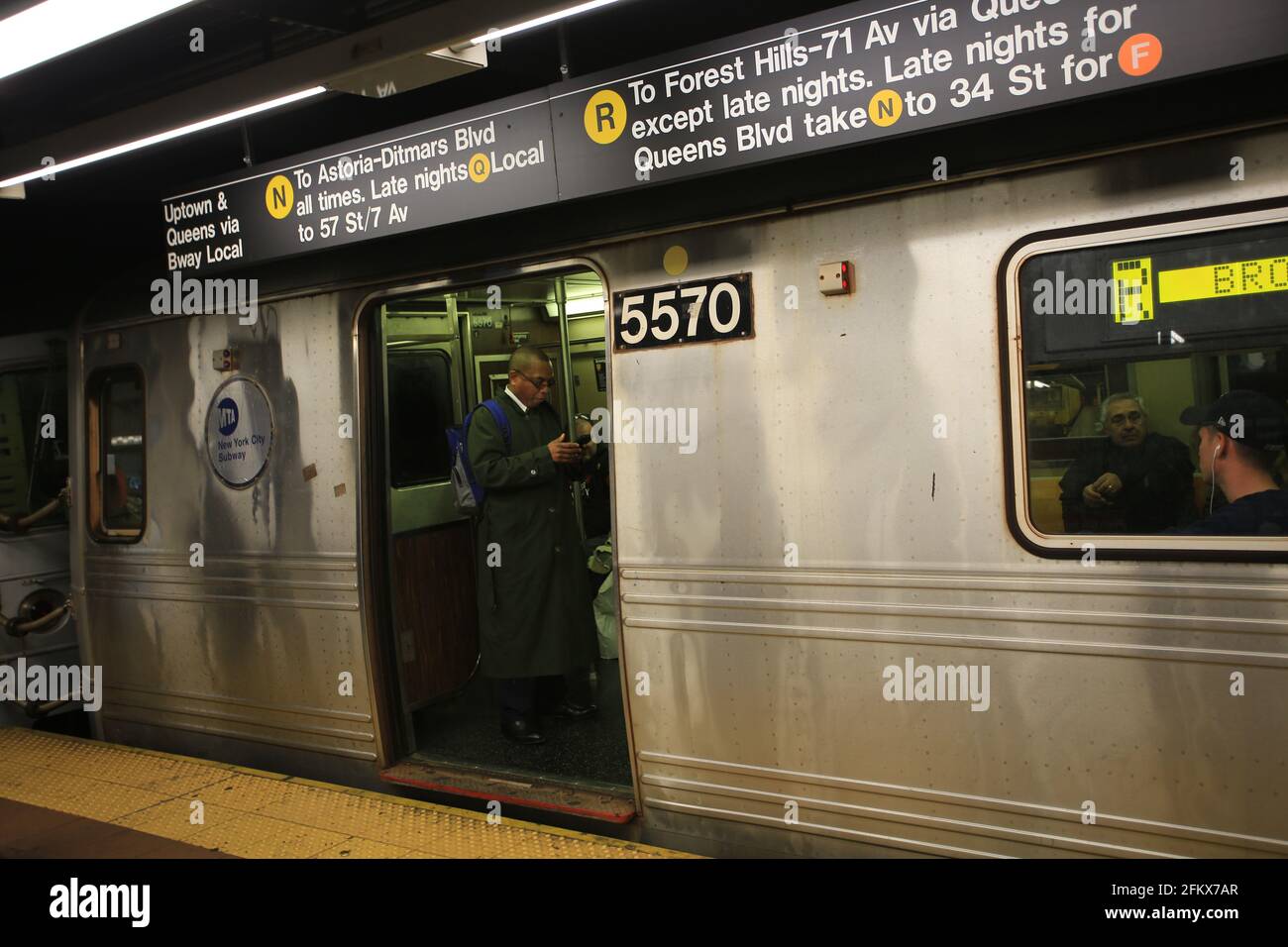 New york city rush subway car hi-res stock photography and images - Alamy