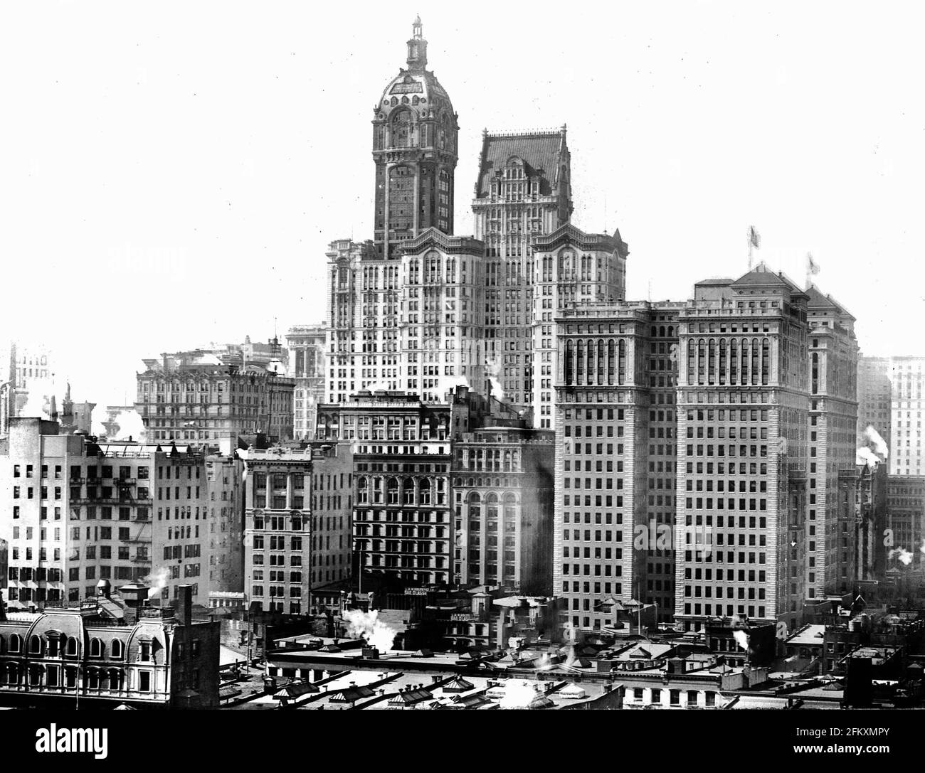Singer Building with the Hudson Terminal in 1909 Stock Photo